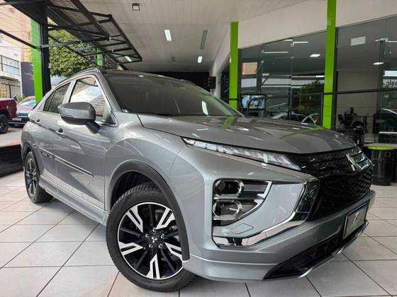 MITSUBISHI ECLIPSE CROSS 1.5 MIVEC TURBO GASOLINA HPE-S CVT MITSUBISHI ECLIPSE CROSS 1.5 MIVEC TURBO GASOLINA HPE-S CVT